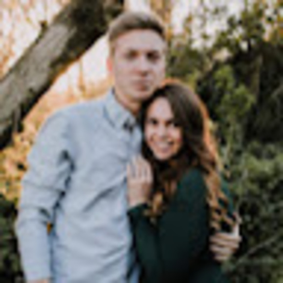 Meet your Posher, Joelle - Picture 1 of 1